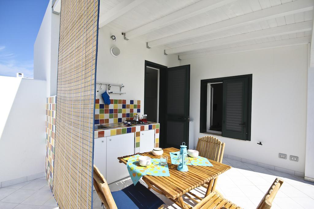 B&B Villa Genny A Pochi Passi Dal Mare ซานกาตัลโด ห้อง รูปภาพ