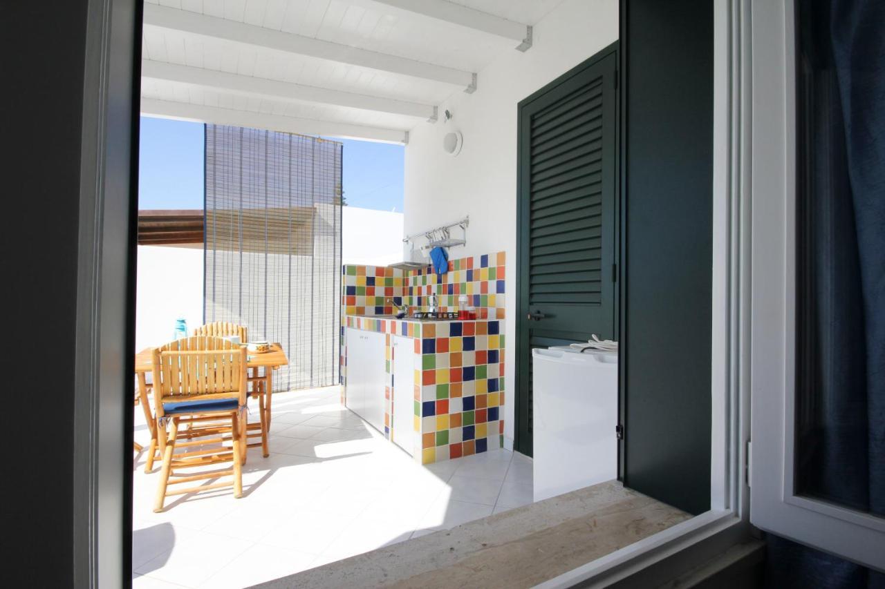 B&B Villa Genny A Pochi Passi Dal Mare ซานกาตัลโด ภายนอก รูปภาพ