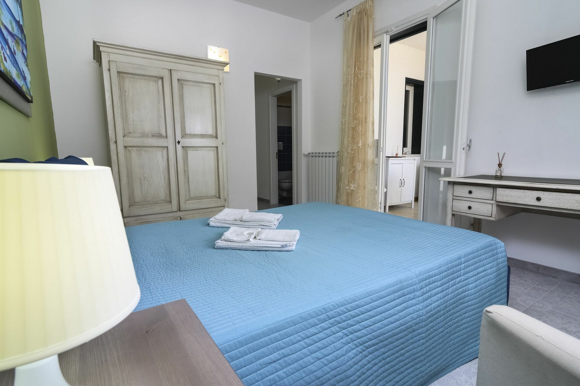 B&B Villa Genny A Pochi Passi Dal Mare ซานกาตัลโด ภายนอก รูปภาพ